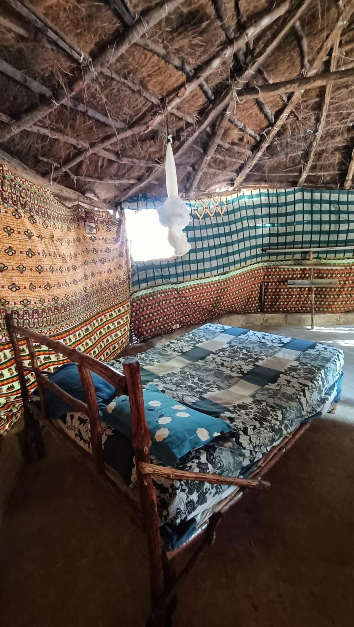 Kachiouane Campement Kaymba Lodge מראה חיצוני תמונה